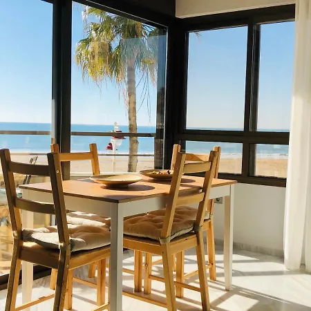 Victoria Sunset Lounge Apartment Cadiz
