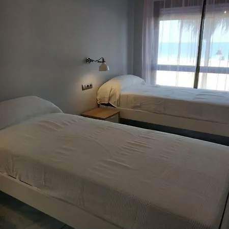 Victoria Sunset Lounge